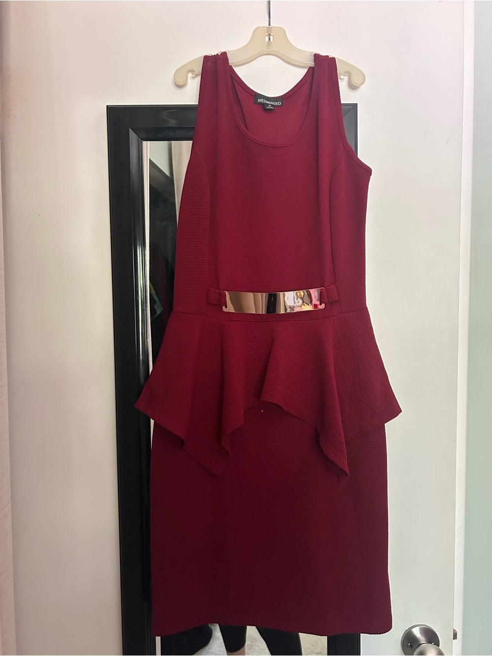 Sleeveless Wine Peplum Mini Dress with Metallic Waist Accent